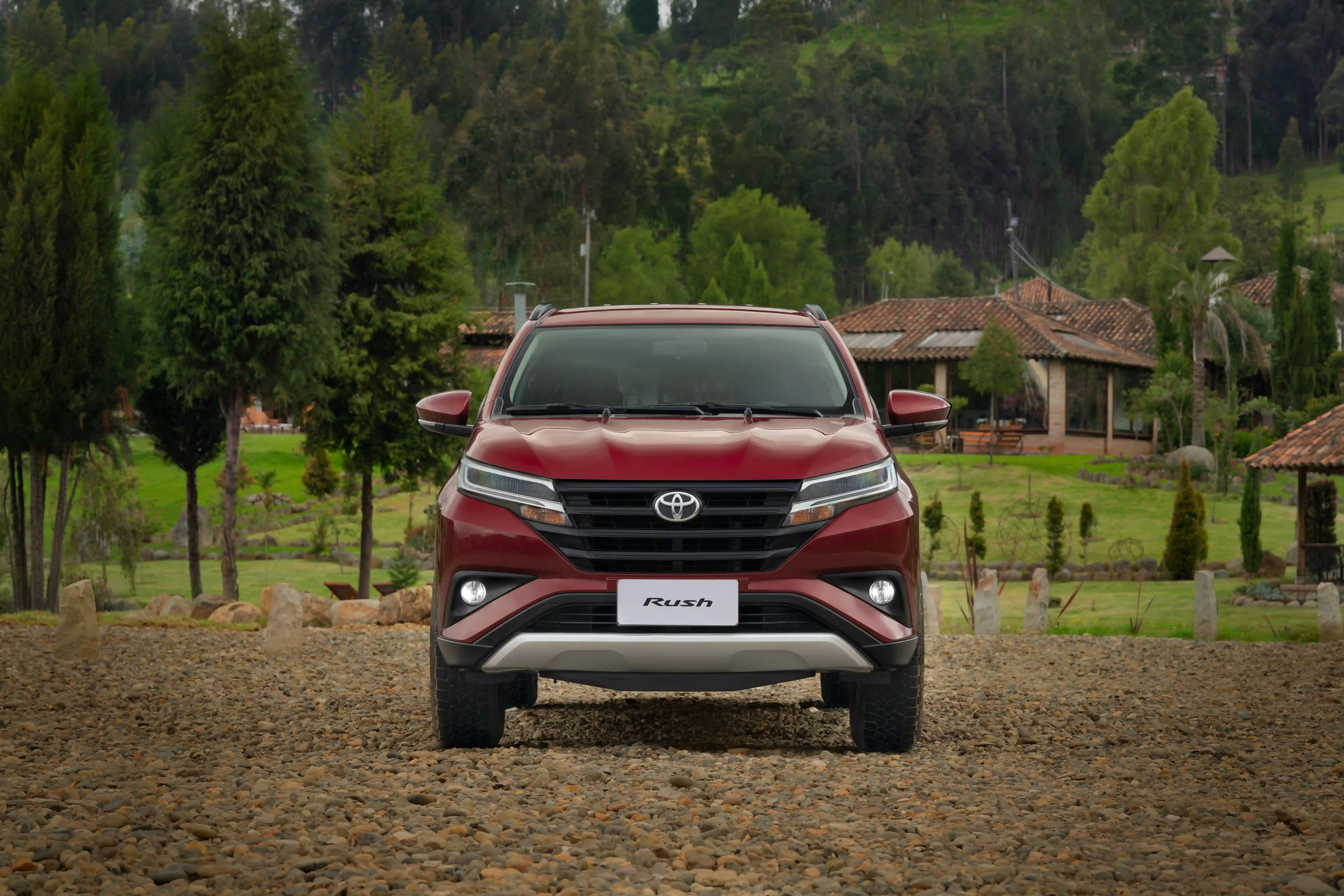 RUSH AC 1.5 5P 4X2 TA